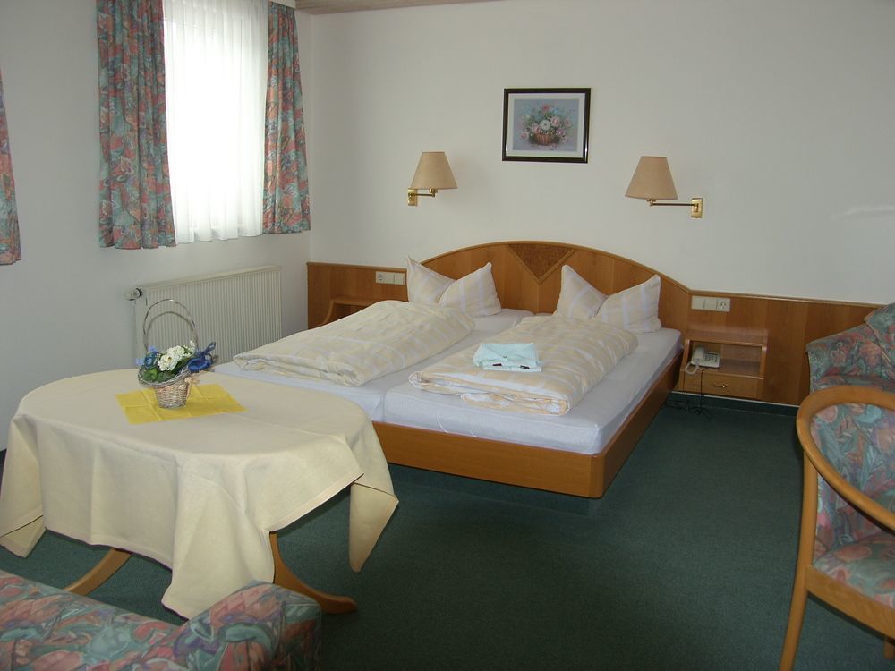 Garni Hotel Adler Post Baiersbronn Eksteriør bilde