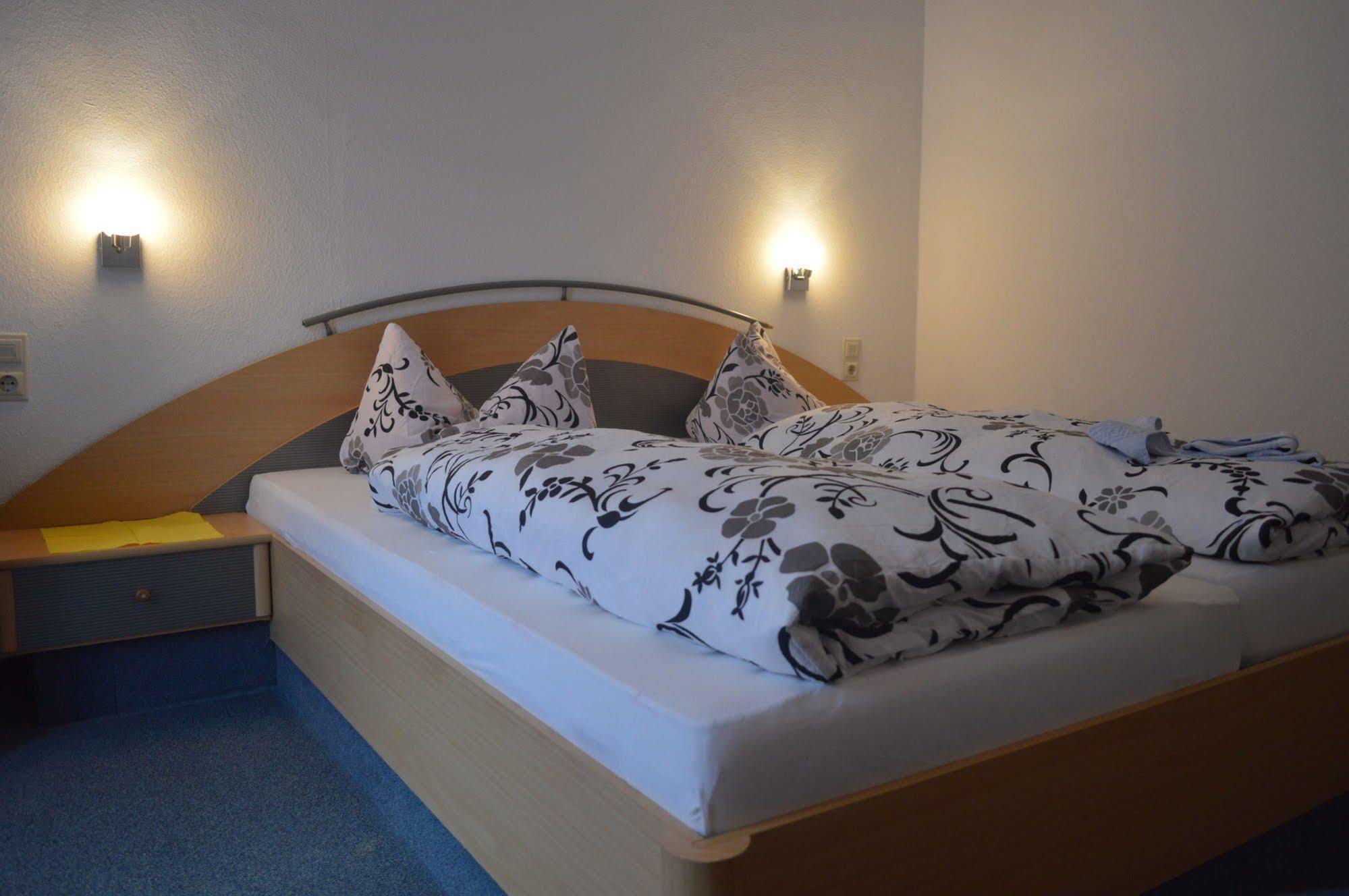Garni Hotel Adler Post Baiersbronn Eksteriør bilde